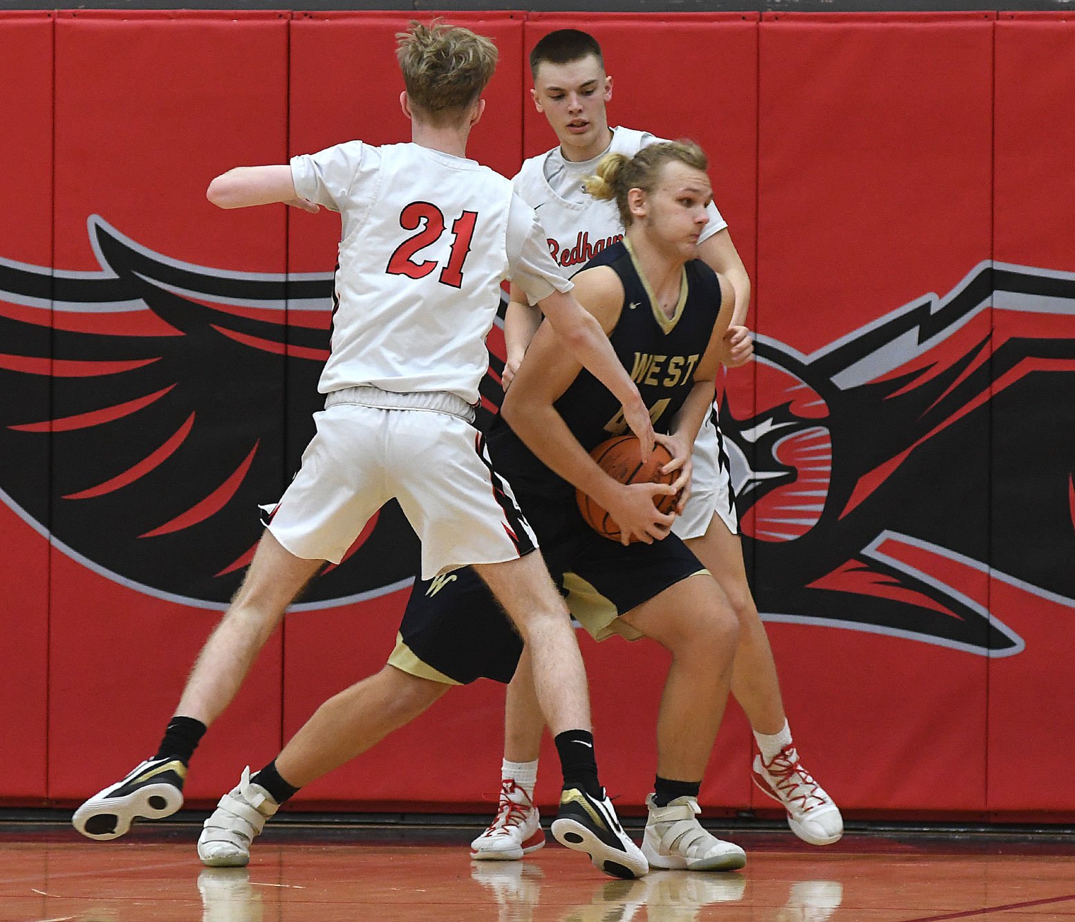 Bulldogs vs RedHawks Boys19